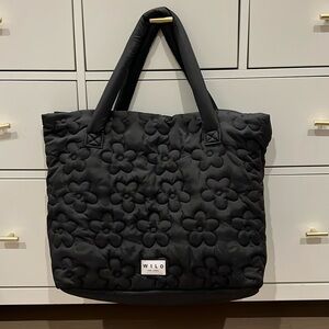 NWT Wilo the Label - Wild Flower Quilted Tote Bag (Black)